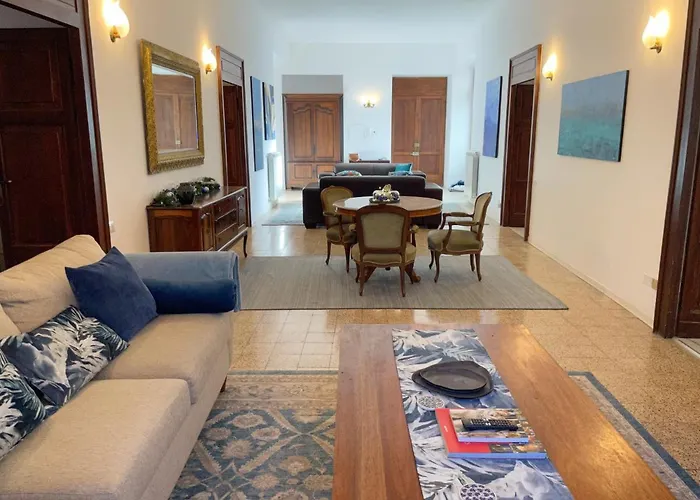 Orvieto: Spacious 3Br 3Ba Apartment With Balcony & Patio