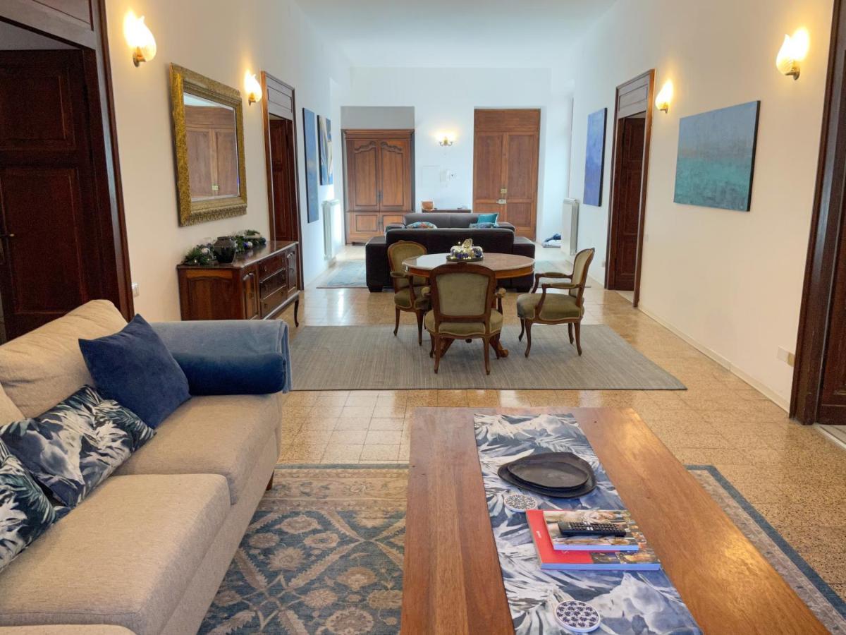 Orvieto: Spacious 3br 3ba With Balcony & Patio Orvieto