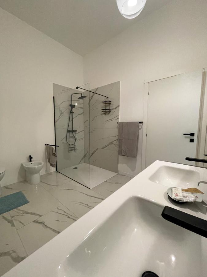 Orvieto: Spacious 3br 3ba With Balcony & Patio * Orvieto